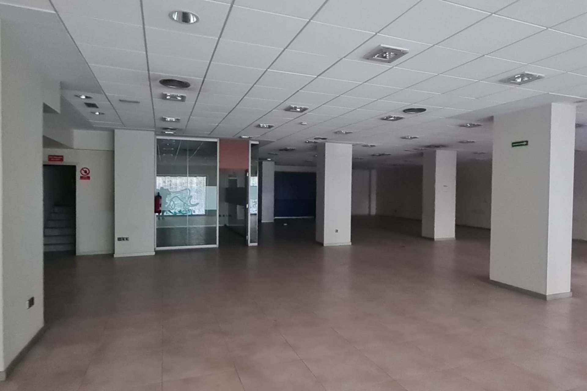 Reventa - Comercial - Alicante - Luceros