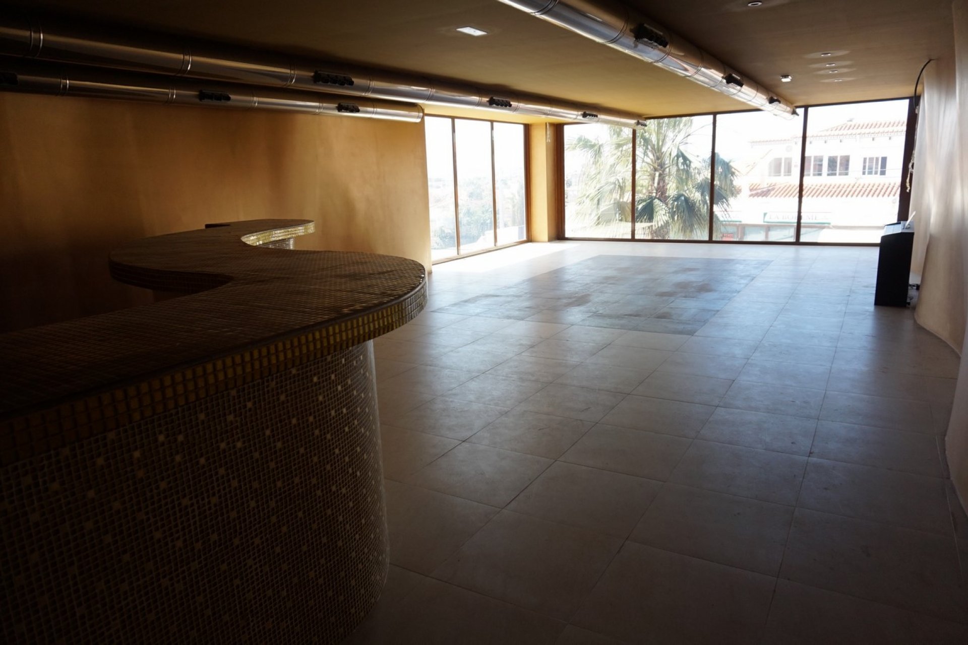 Reventa - Comercial - Ciudad Quesada