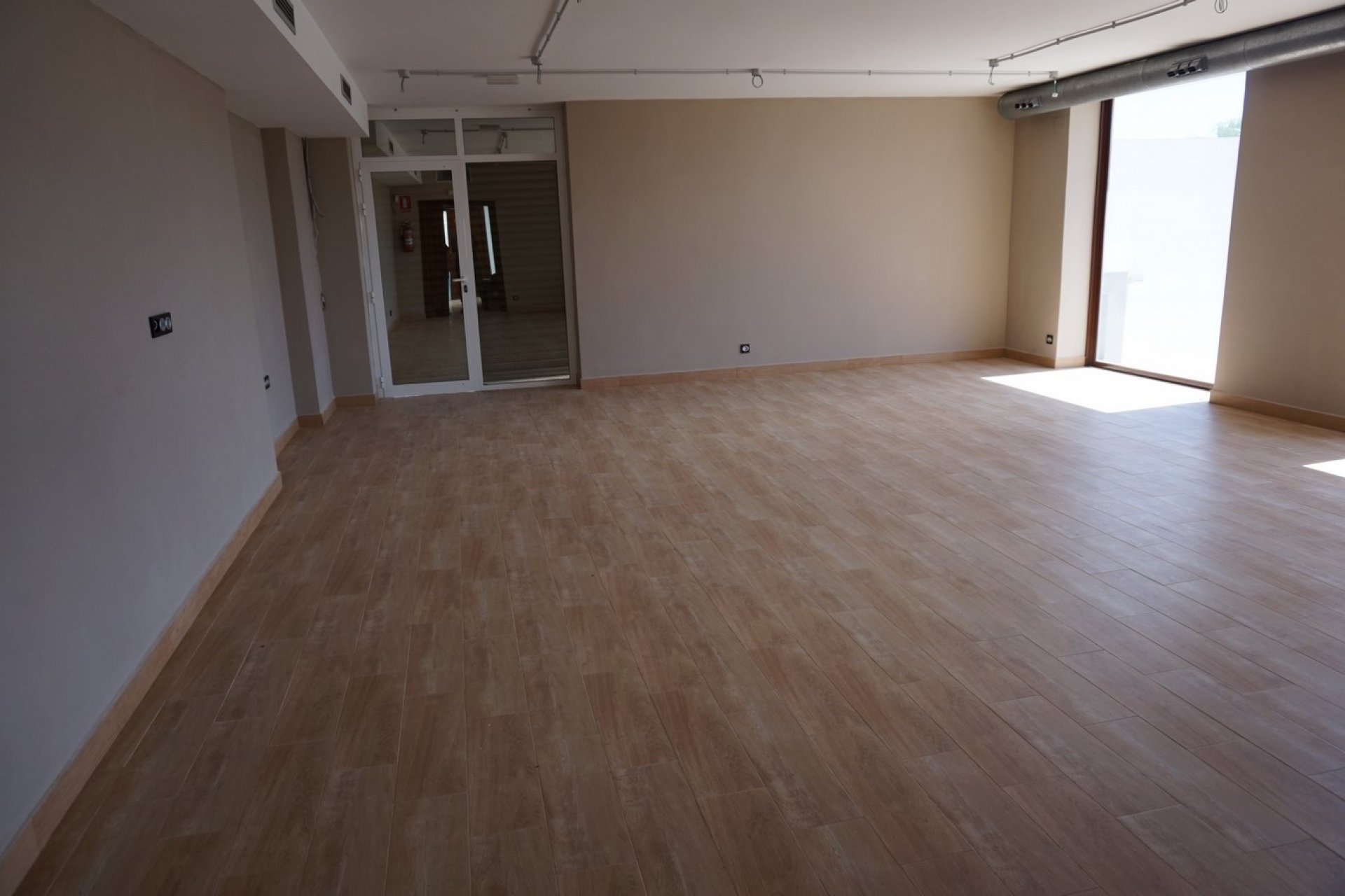 Reventa - Comercial - Ciudad Quesada