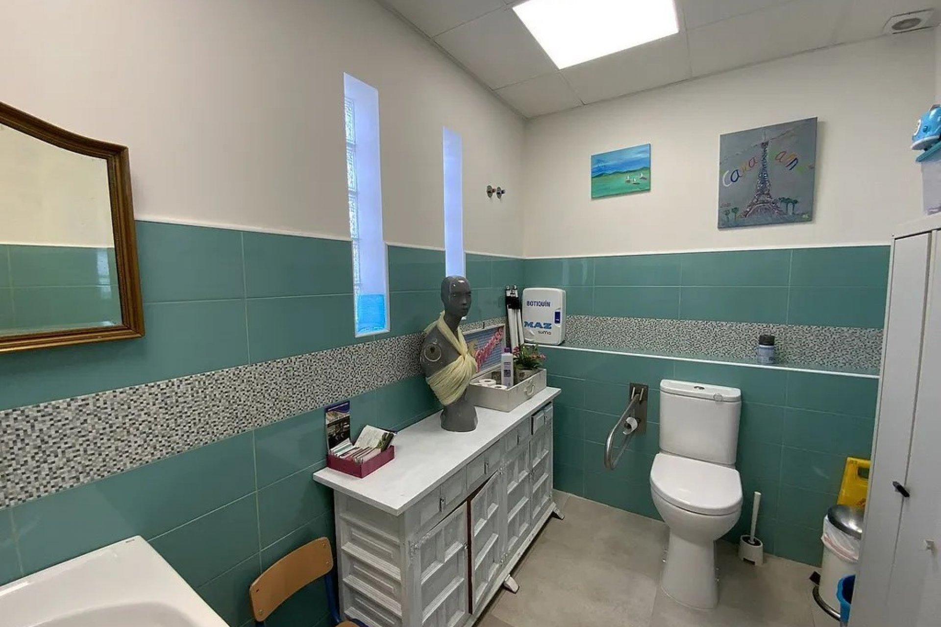 Reventa - Comercial - Marbella - Nueva Andalucía