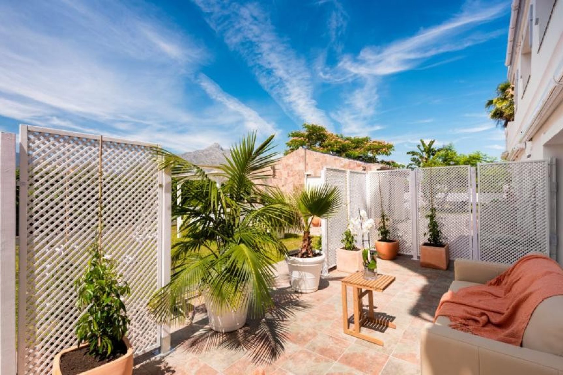 Reventa - Comercial - Marbella - Nueva Andalucía