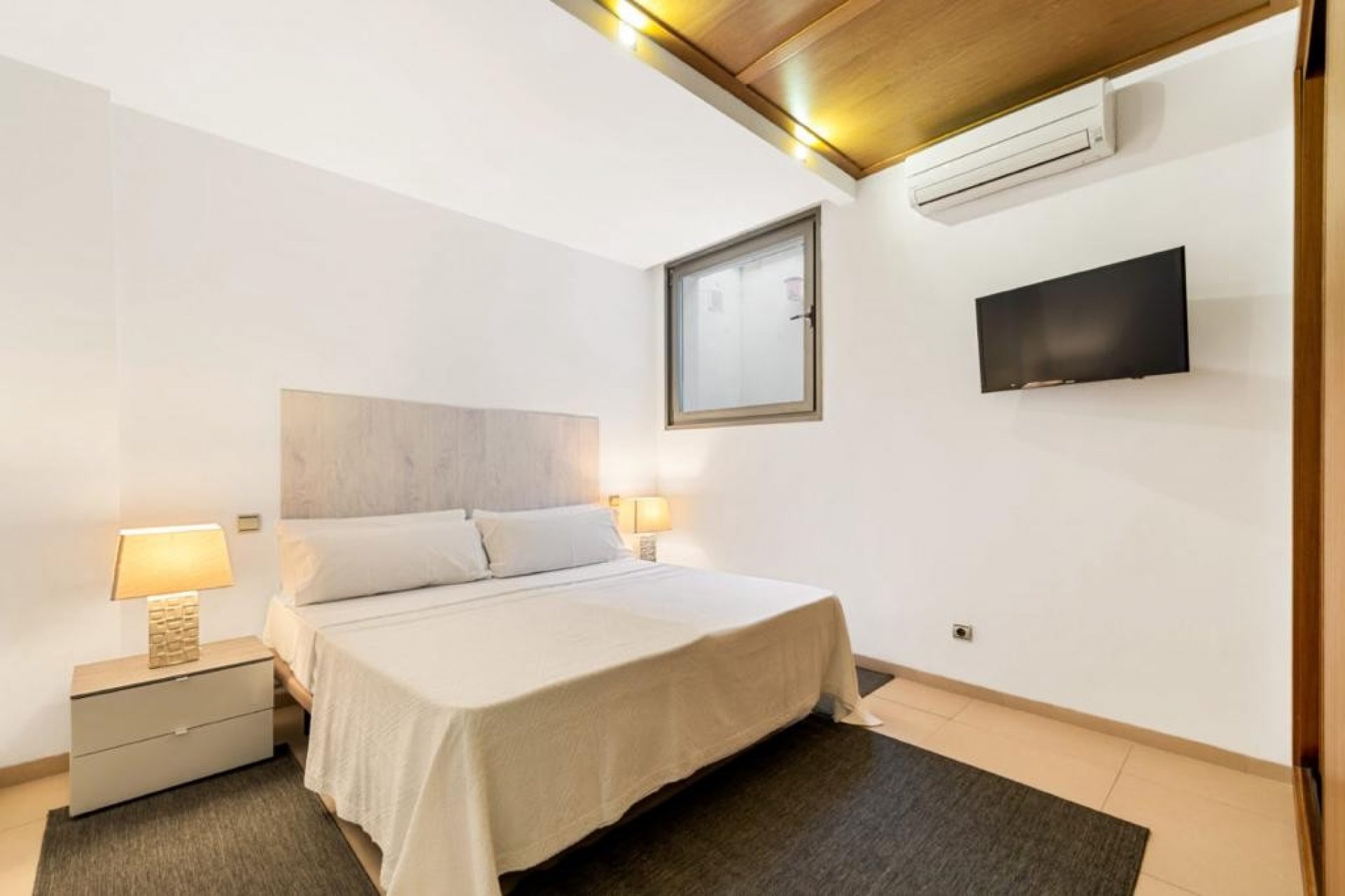 Reventa - Comercial - Marbella - Nueva Andalucía