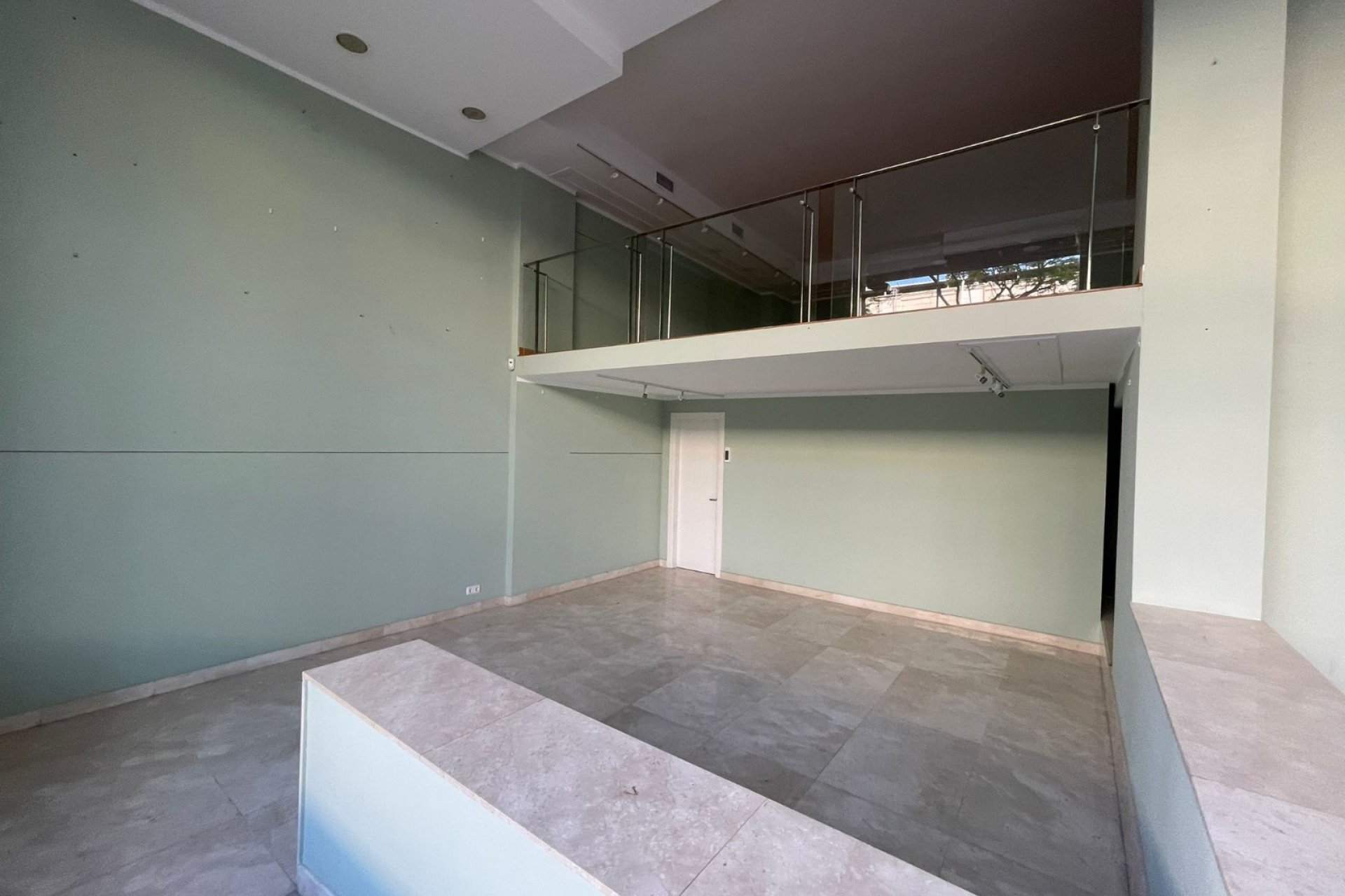 Reventa - Comercial - Marbella - Puerto Banús