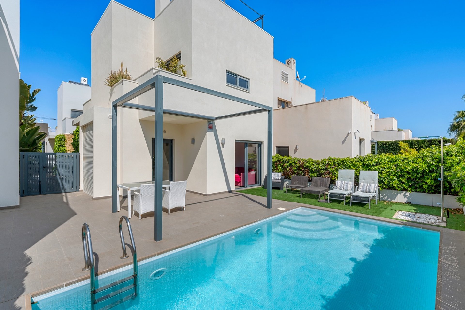 Reventa - Villa - Ciudad Quesada