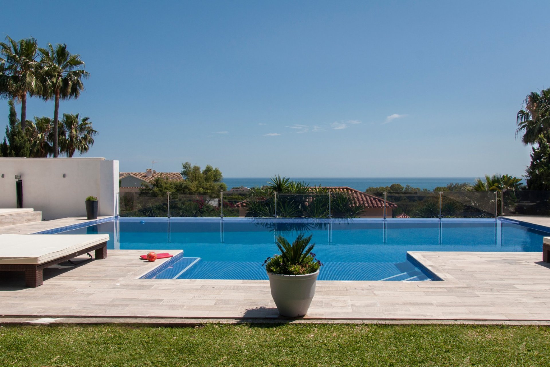 Reventa - Villa - Marbella - Elviria