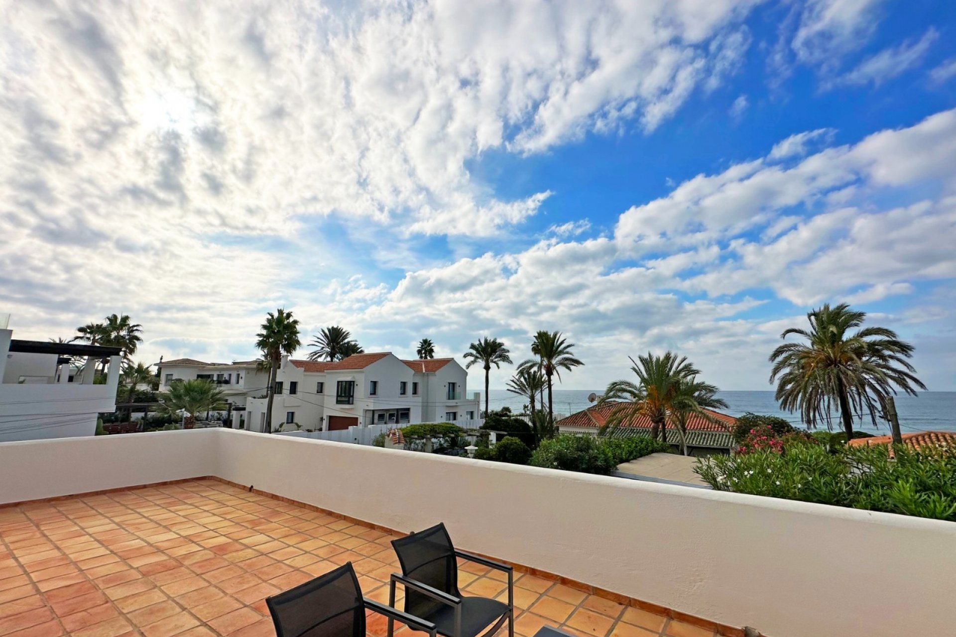 Reventa - Villa - Marbella - Las Chapas