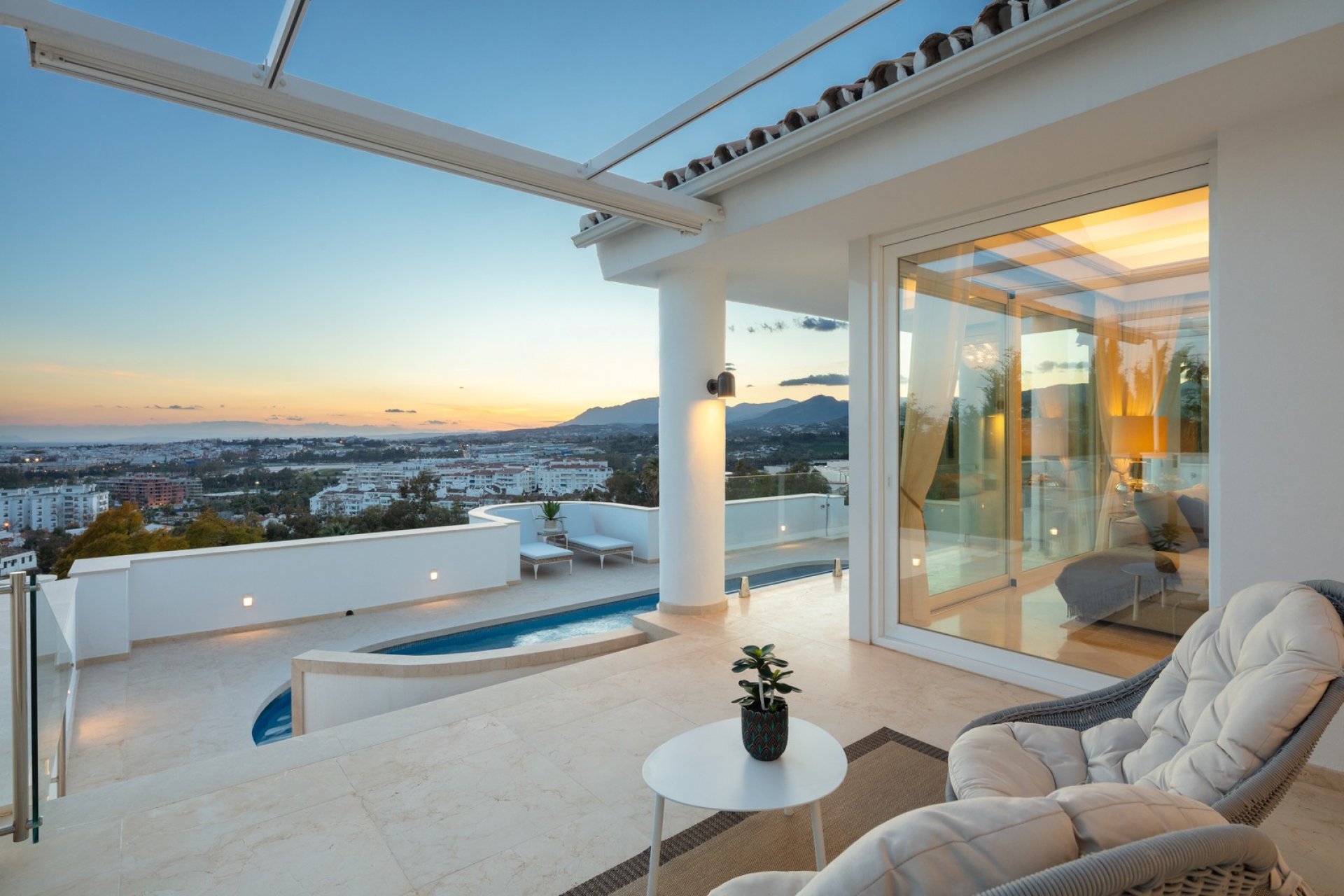 Reventa - Villa - Marbella - Nueva Andalucía