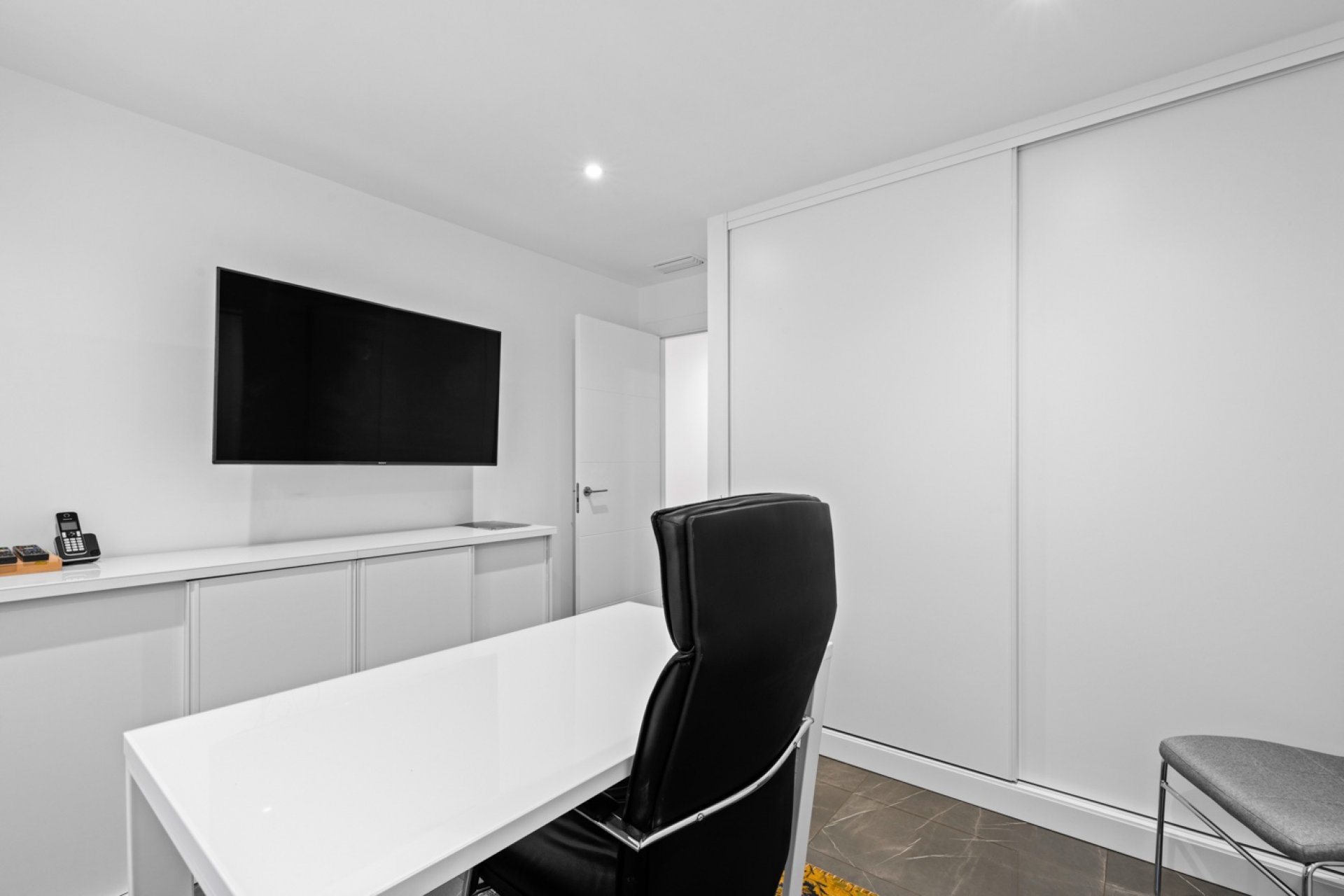 Reventa - Villa - San Juan - Frank Espinós