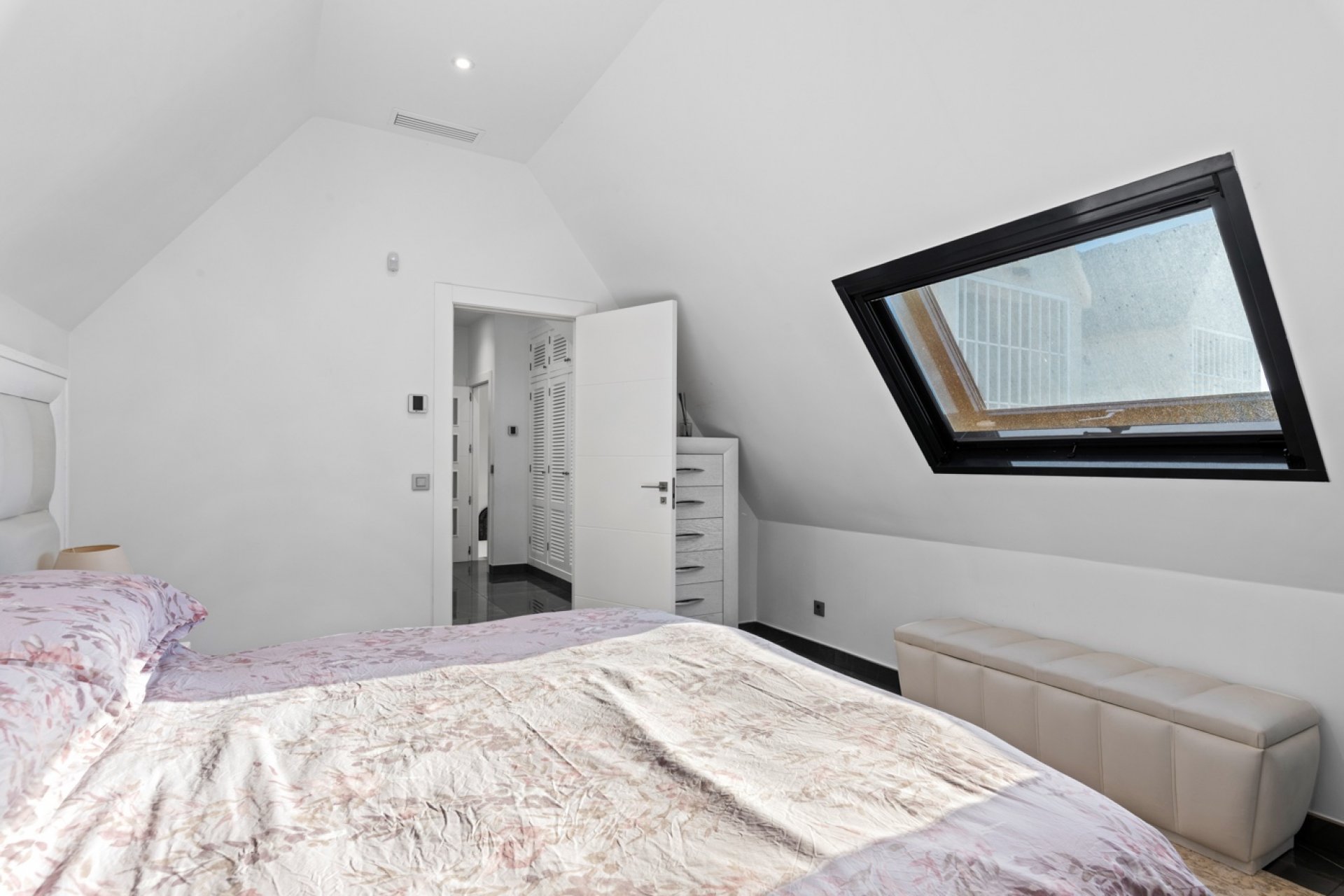 Reventa - Villa - San Juan - Frank Espinós