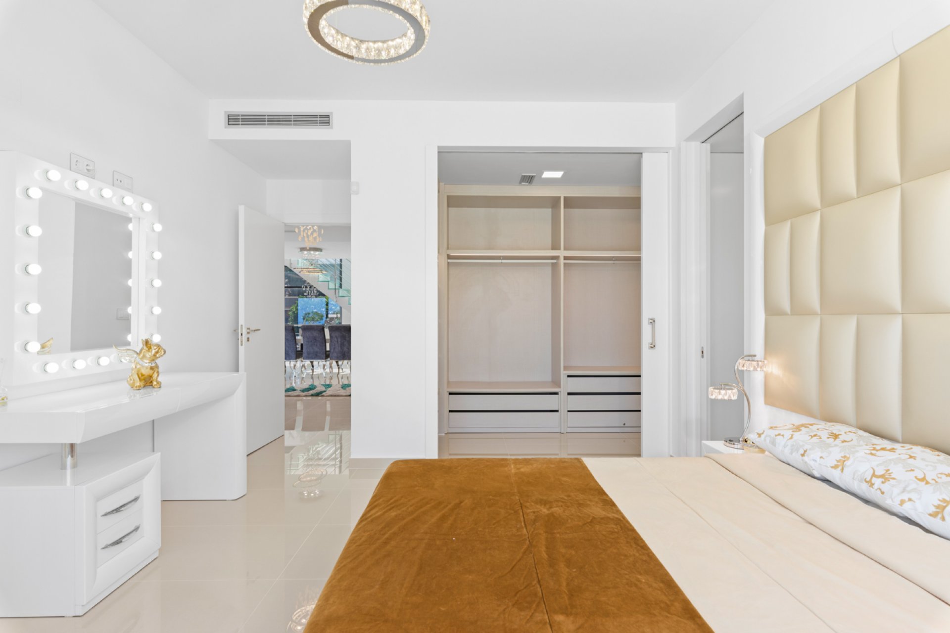 Reventa - Villa - San Miguel de Salinas