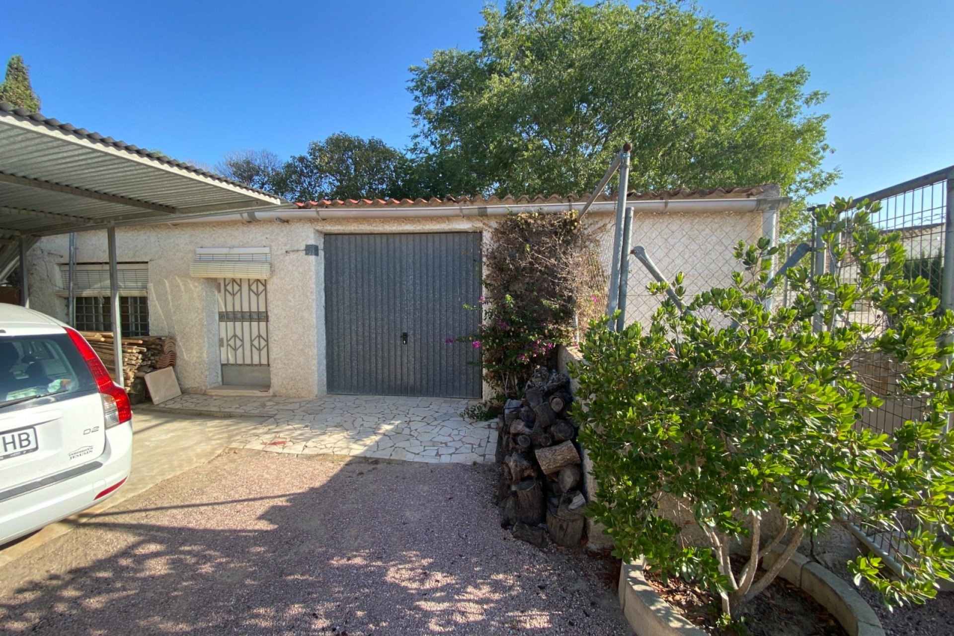 Reventa - Villa - Sax