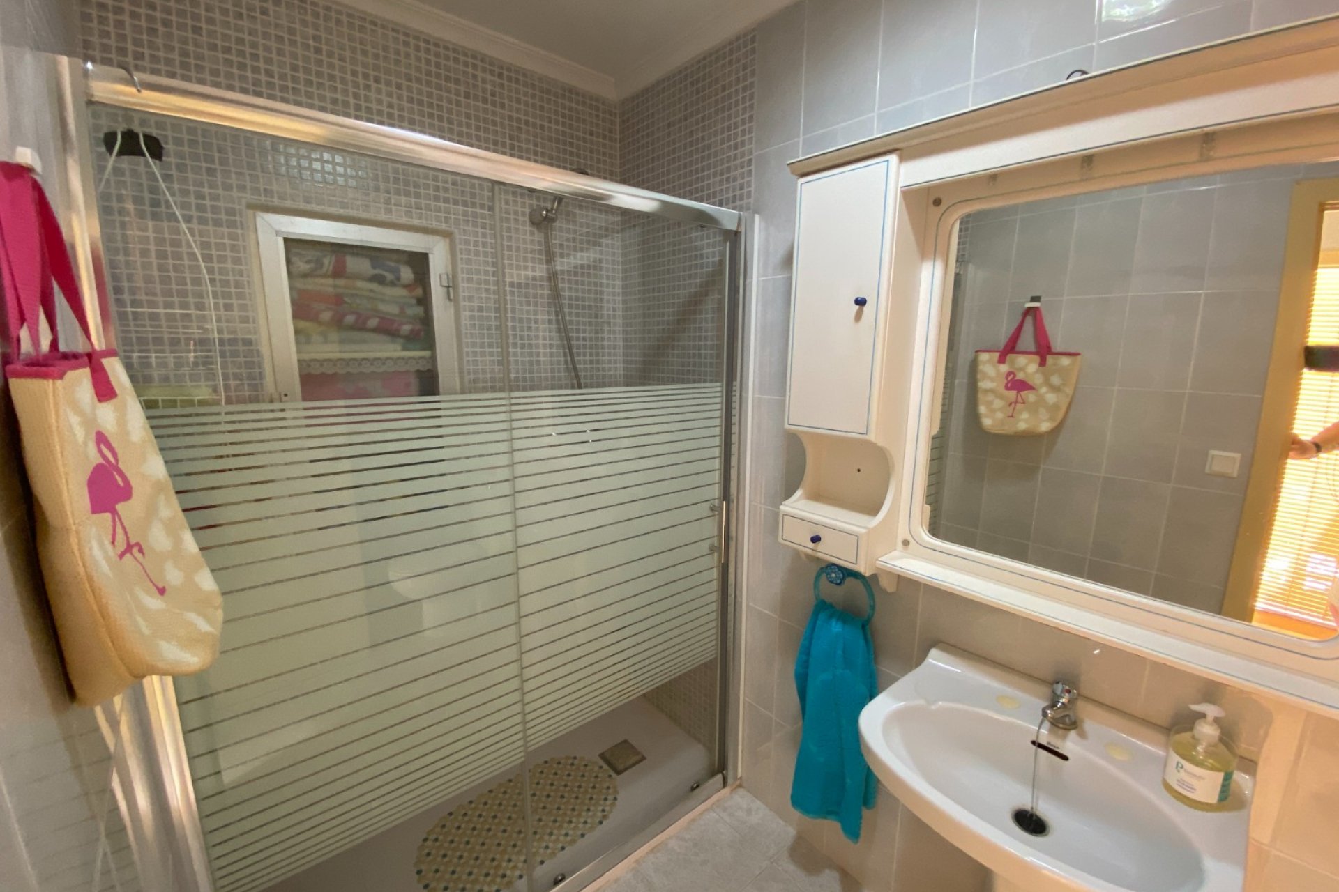 Reventa - Villa - Sax