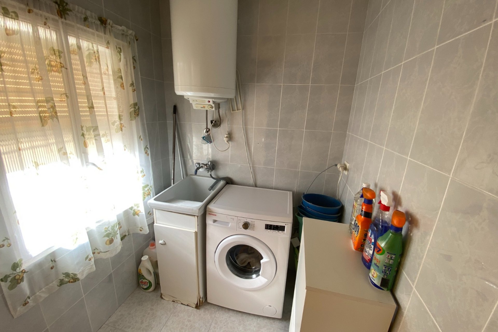 Reventa - Villa - Sax