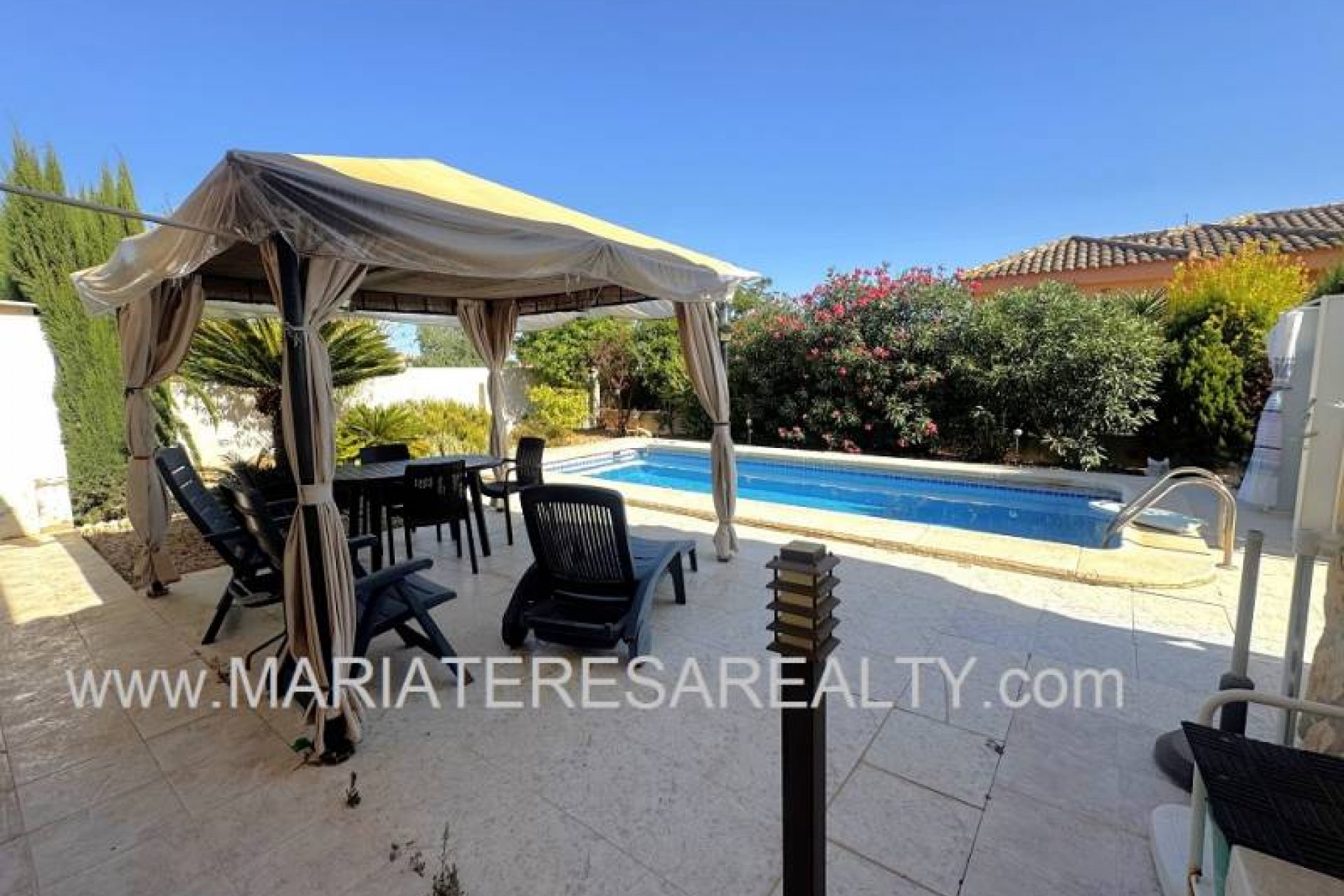 Reventa - Villa - Valle del Sol