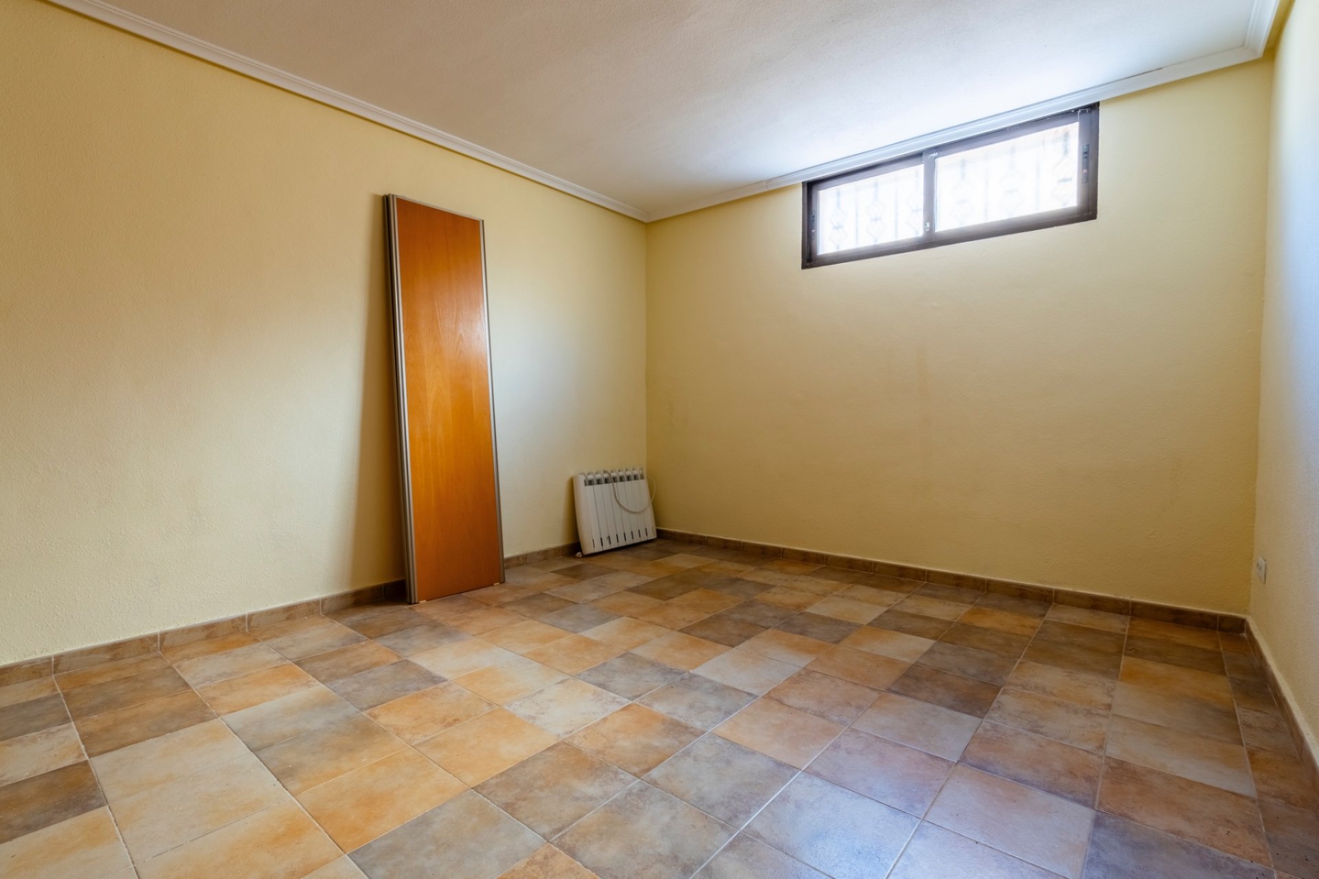 Reventa - Villa - Villamartín