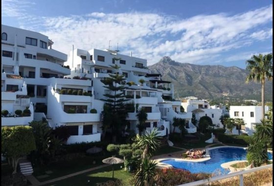 Townhouse - Resale - Marbella - Golden Mile