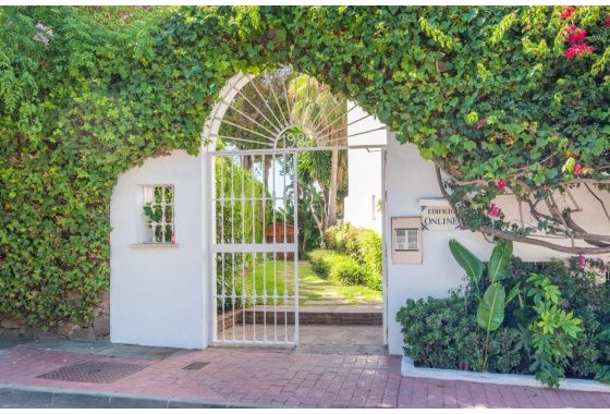 Townhouse - Resale - Marbella - Puerto Banús