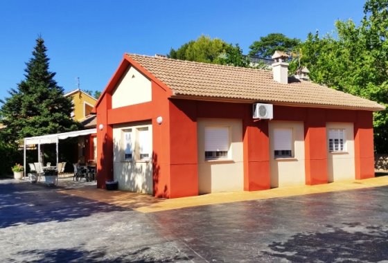 Villa - Resale - Alcoy - Alcoy