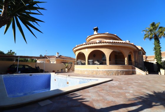 Villa - Resale - Benijofar - Monte Azul