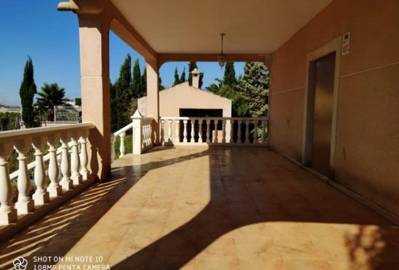 Villa - Resale - Crevillente - Crevillente