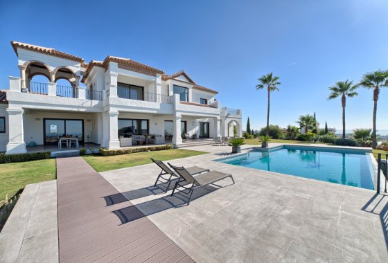 Villa - Resale - Estepona - Los Flamingos