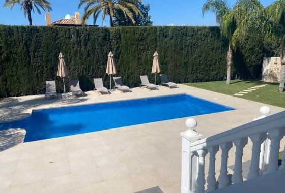 Villa - Resale - Marbella - Nueva Andalucía