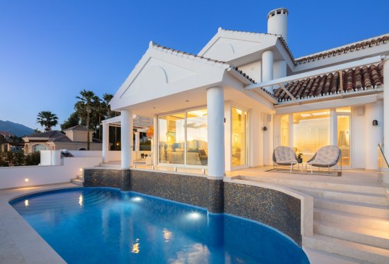 Villa - Resale - Marbella - Nueva Andalucía