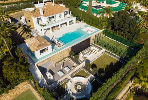 Villa - Resale - Marbella - Nueva Andalucía