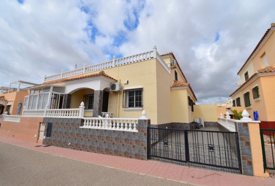 Villa - Resale - Orihuela Costa - Playa Flamenca