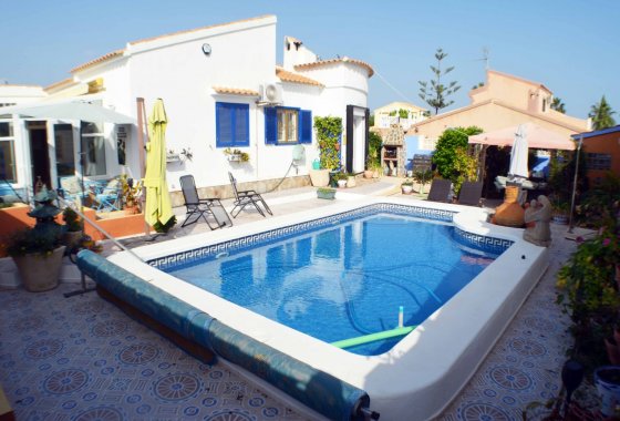 Villa - Resale - Playa Flamenca - Alicante