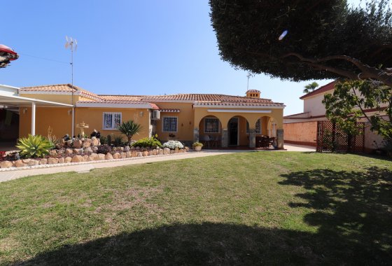 Villa - Resale - Torrevieja - Chaparral