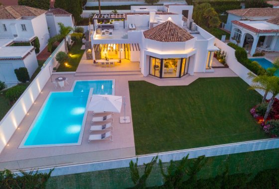 Villa - Reventa - Marbella - Nueva Andalucía