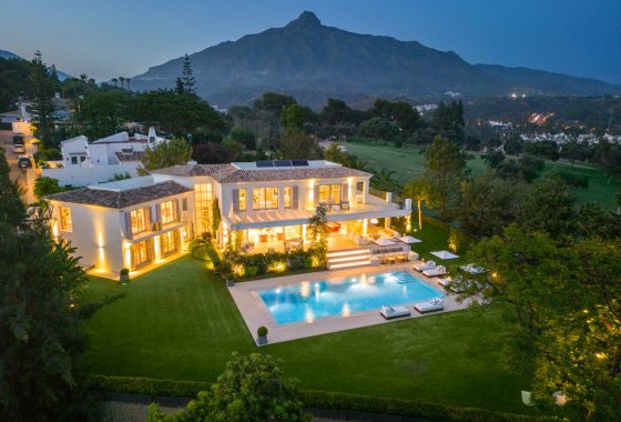 Villa - Reventa - Marbella - Nueva Andalucía