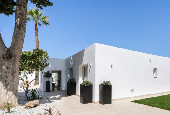 Villa - Reventa - Marbella - Nueva Andalucía