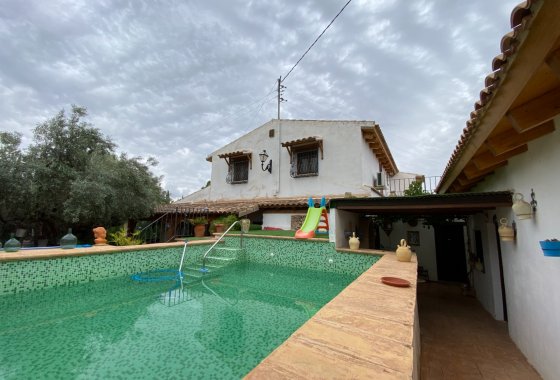 Villa - Reventa - Sax - Sax