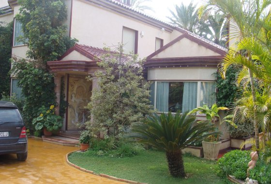 Villa - Wiederverkauf - Elche - Elche