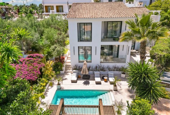 Villa - Wiederverkauf - Marbella - Nueva Andalucía