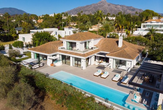 Villa - Wiederverkauf - Marbella - Nueva Andalucía