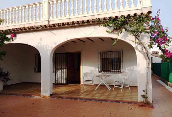 Villa - Wiederverkauf - Oliva - Oliva