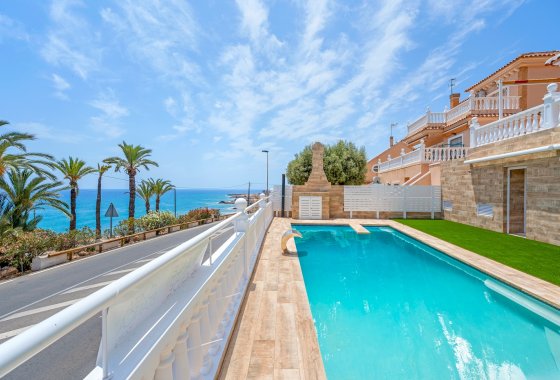 Villa - Wiederverkauf - Torrevieja - Torrevieja