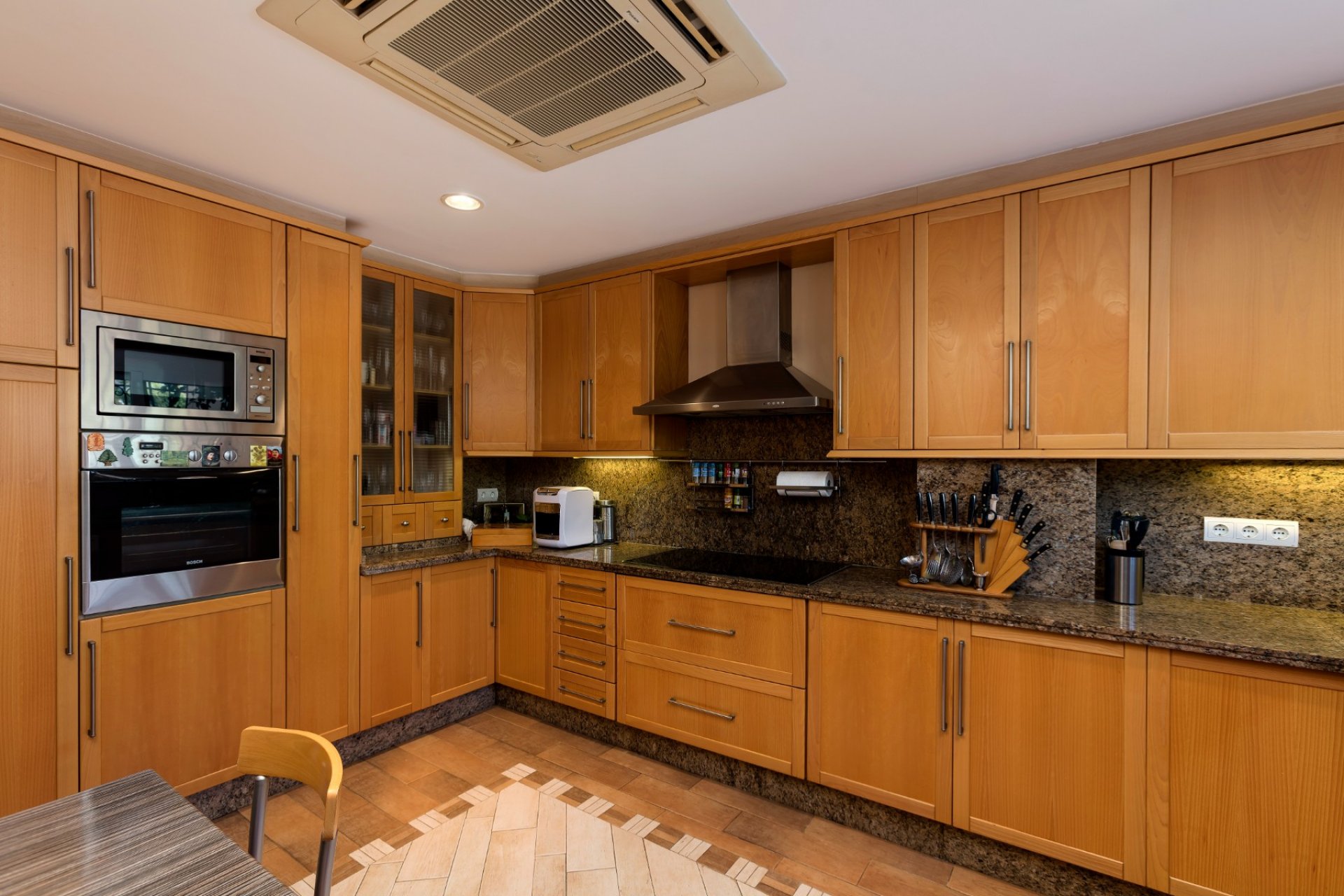 Wiederverkauf - Apartment - Marbella - Nueva Andalucía