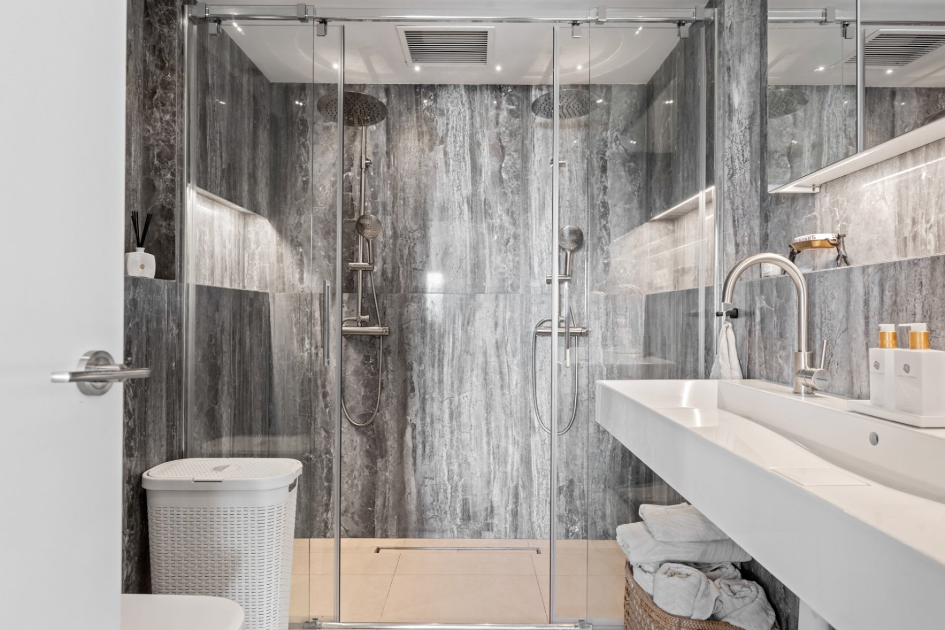 Wiederverkauf - Apartment - Marbella - Nueva Andalucía