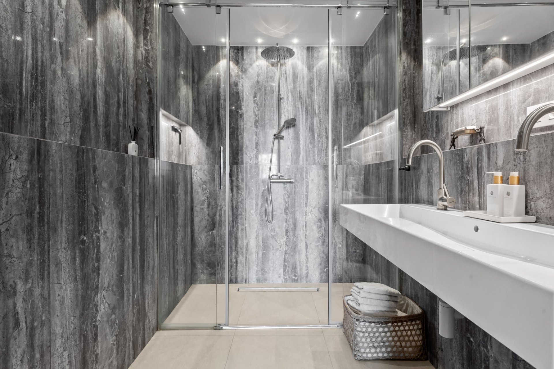 Wiederverkauf - Apartment - Marbella - Nueva Andalucía