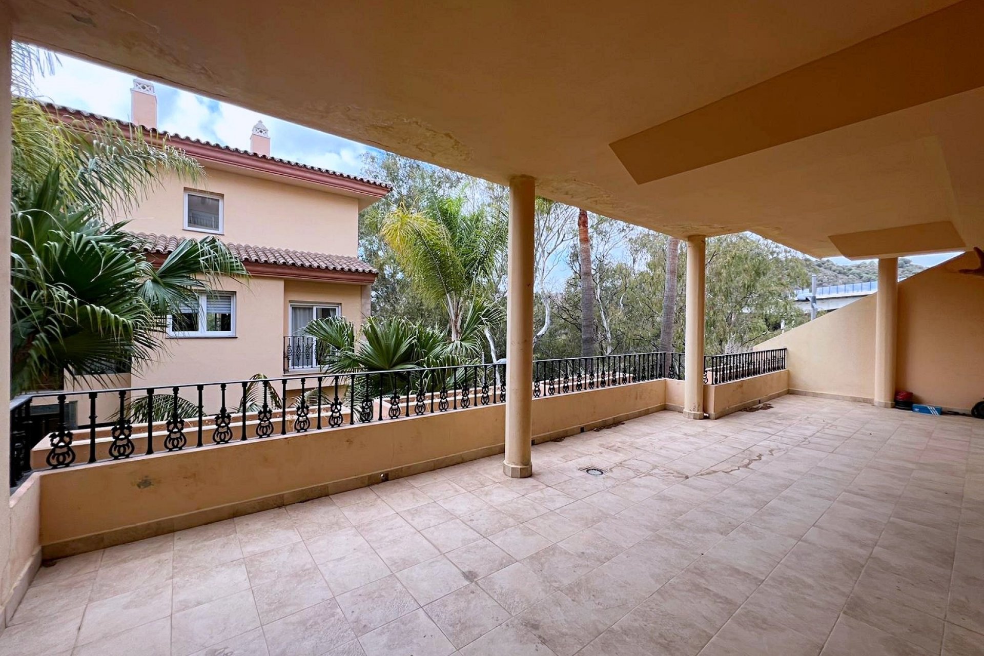 Wiederverkauf - Apartment - Marbella - Nueva Andalucía