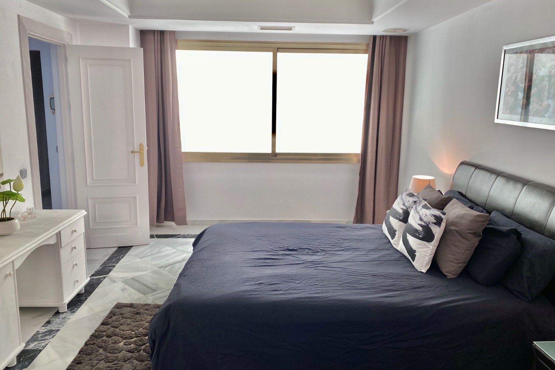 Wiederverkauf - Apartment - Marbella - Puerto Banús