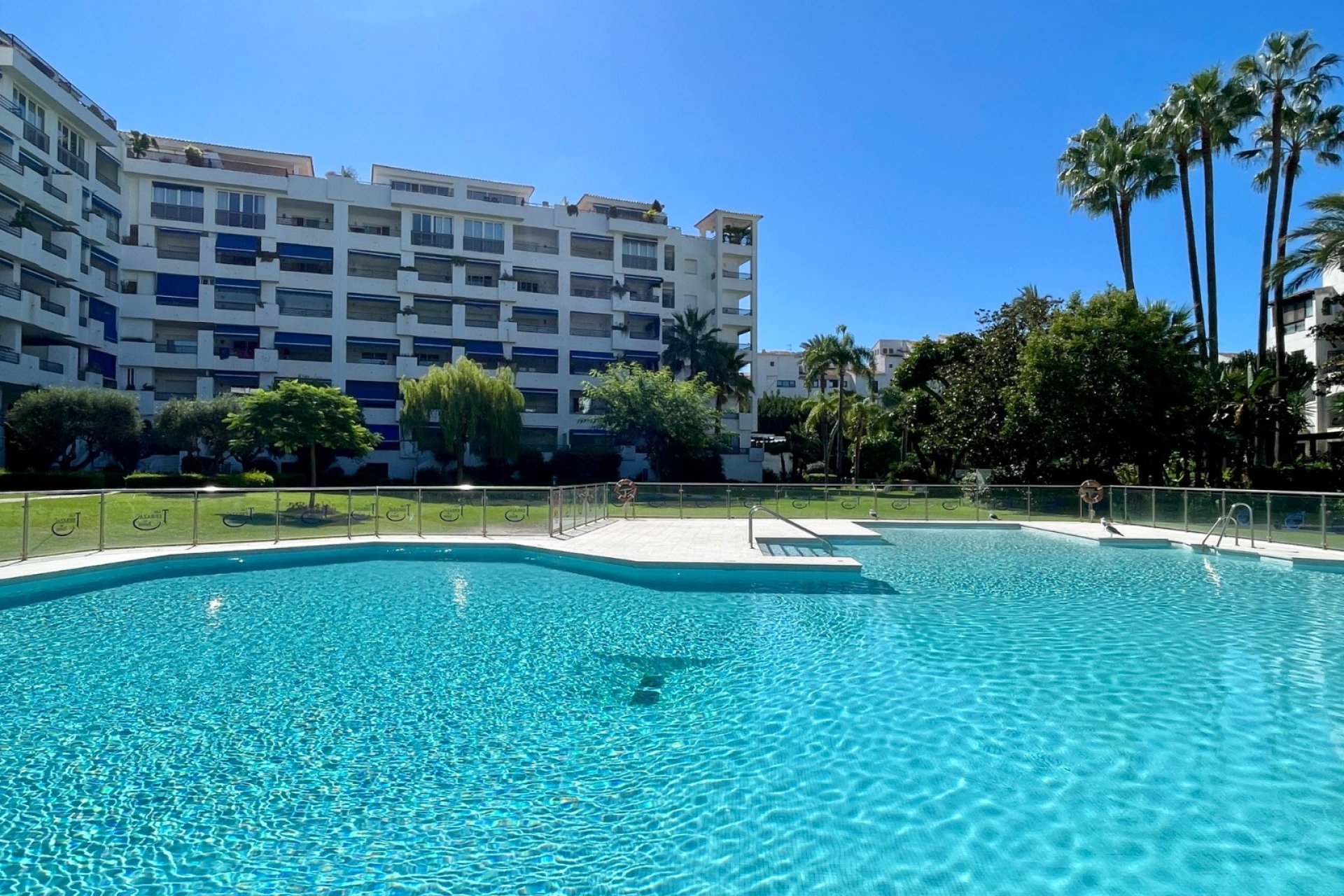 Wiederverkauf - Apartment - Marbella - Puerto Banús