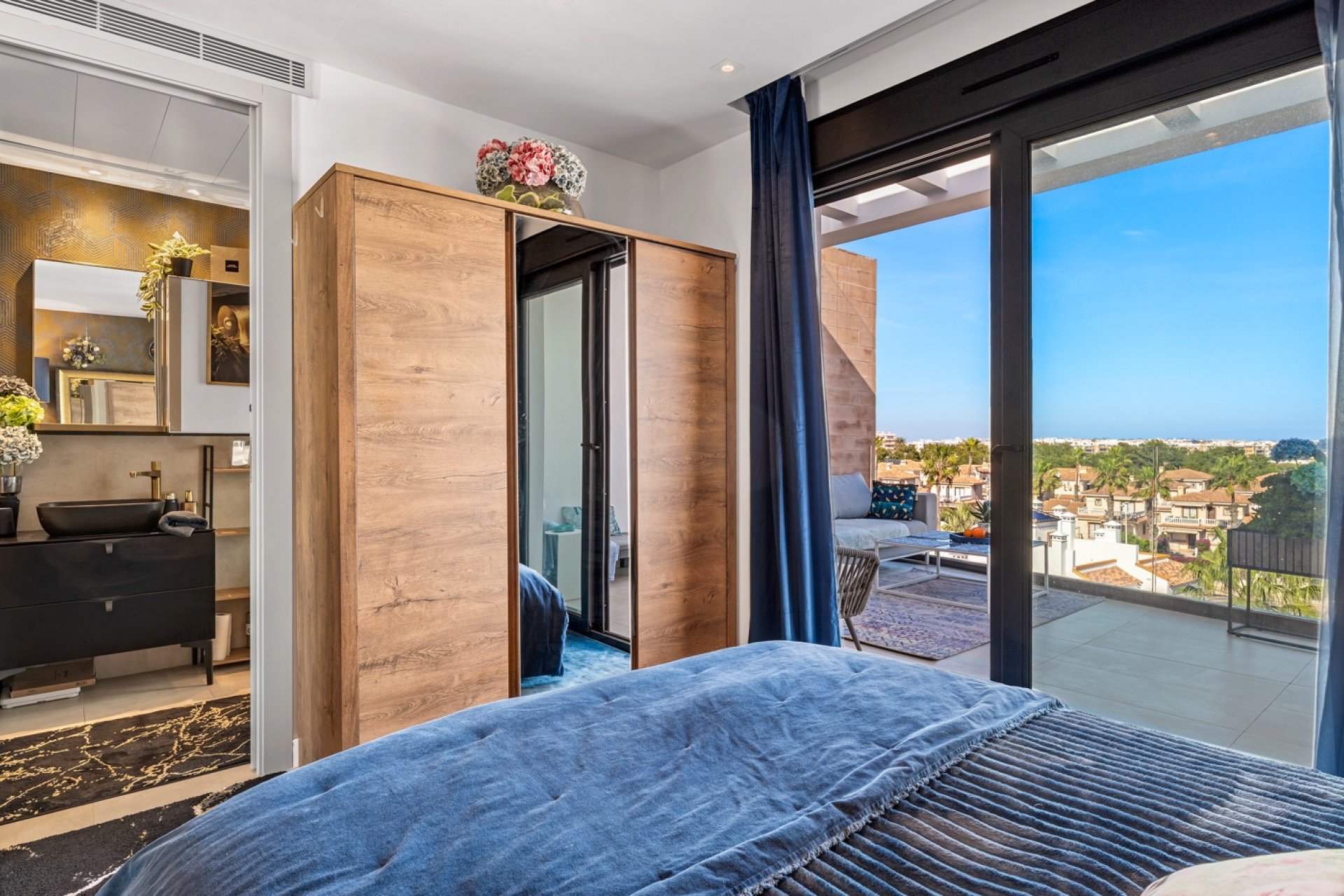 Wiederverkauf - Apartment - Villamartín