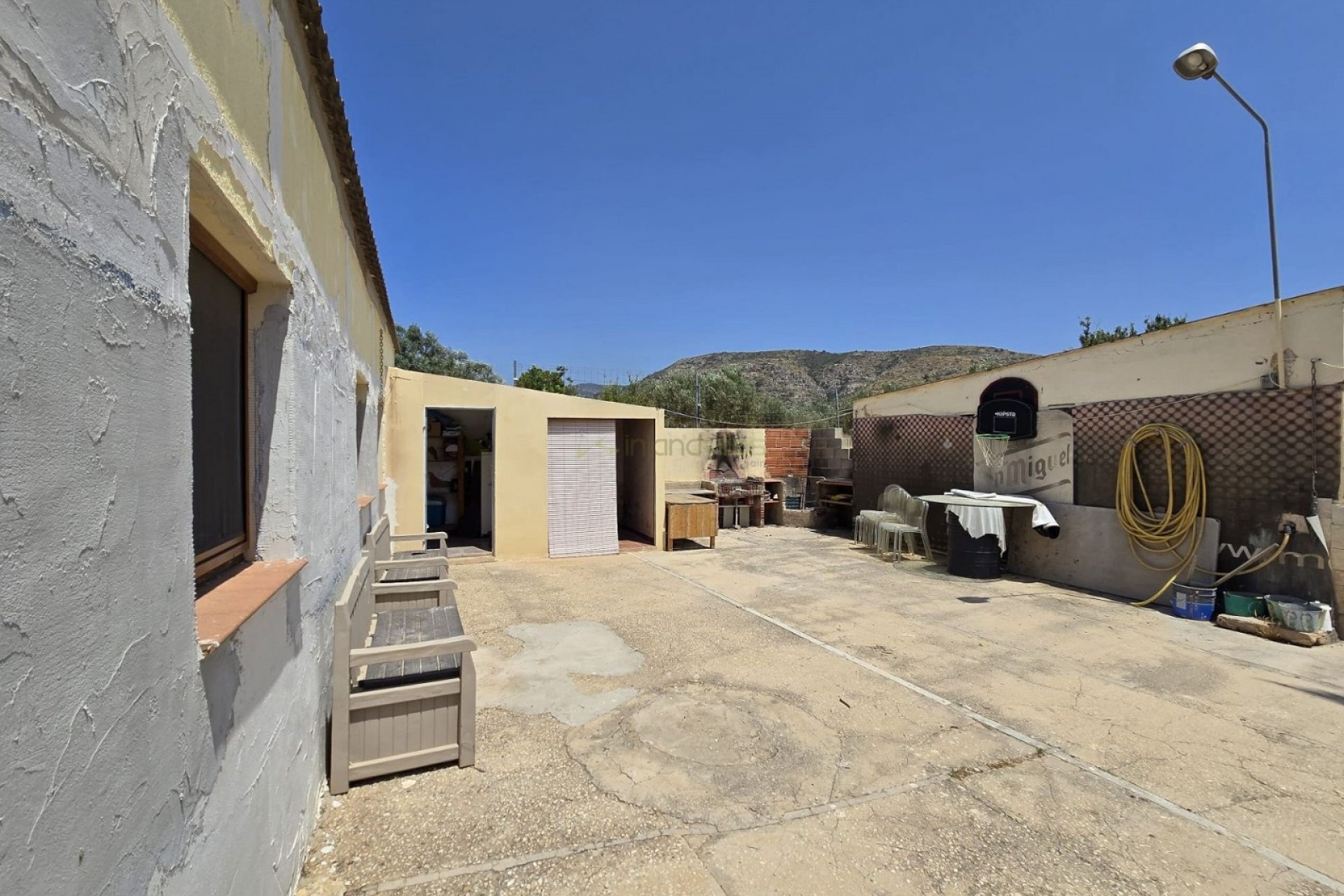 Wiederverkauf - Country House - Sax