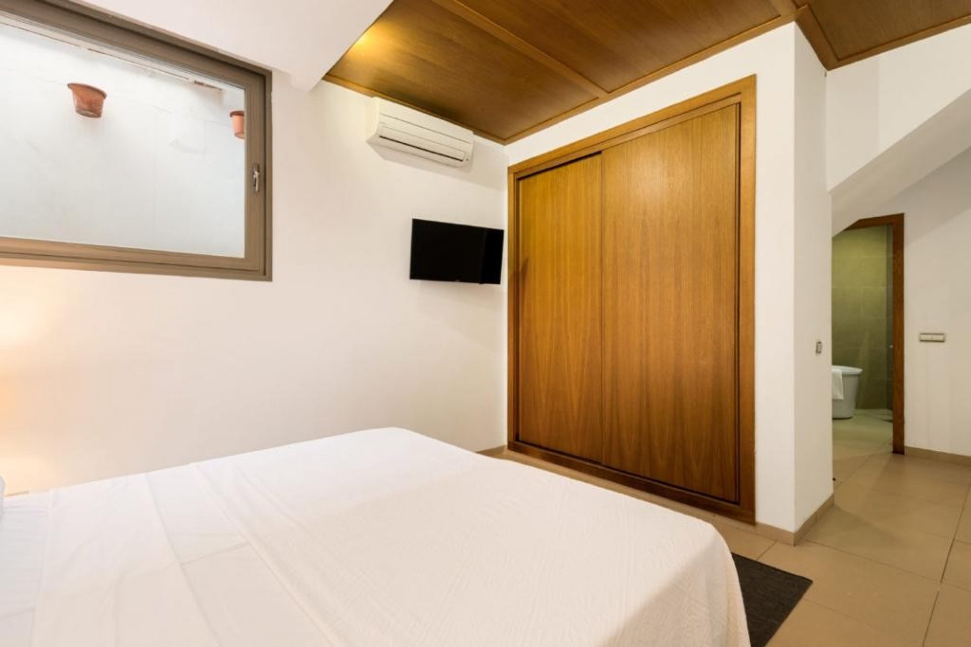 Wiederverkauf - Kommerziell - Marbella - Nueva Andalucía