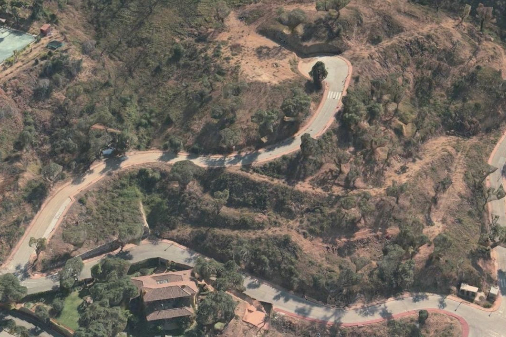 Wiederverkauf - Land - Marbella - La Mairena